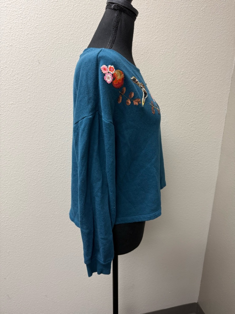 Disney LC Lauren Conrad Bird Embroidered Sweatshirt Teal Medium Cute Cozy - Picture 6 of 10